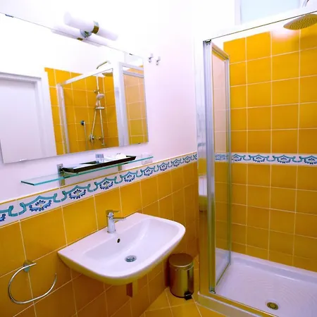 Bed And Breakfast Palazzo Natella Panzió Salerno