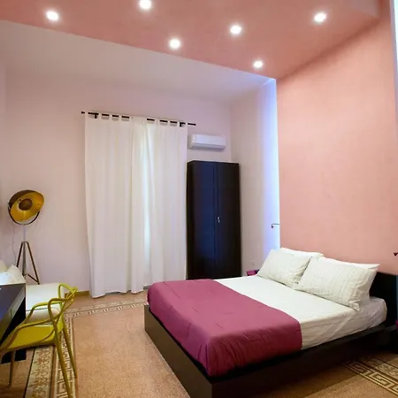 Bed And Breakfast Palazzo Natella Bed & Breakfast